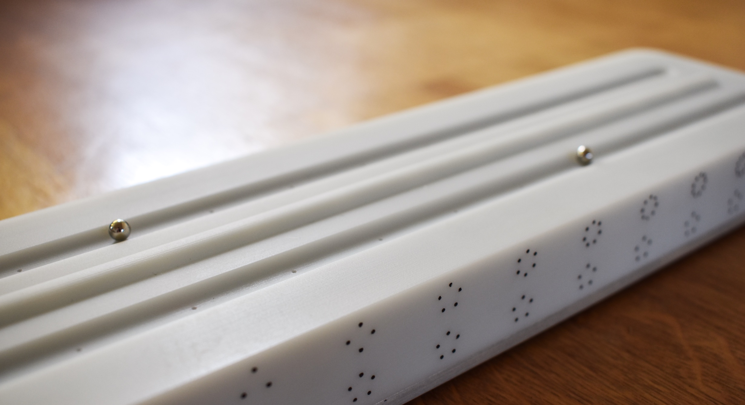 linear clock mini front tracks